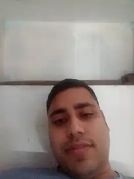 Snapshot of Desirock001 chatting on 12.20.25 Desirock001 online show from 12.20.25