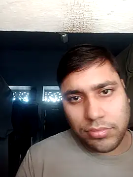 Snapshot of Desirock001 chatting on 01.10.26 Desirock001 online show from 01.10.26