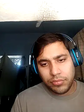 Snapshot of Desirock001 chatting on 02.07.26 Desirock001 online show from 02.07.26