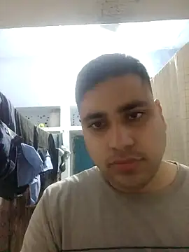 Snapshot of Desirock001 chatting on 02.14.26 Desirock001 online show from 02.14.26