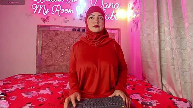 Dana-Alabi online show from 04.22.26