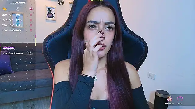 ViolethRosse online show from 10.10.25