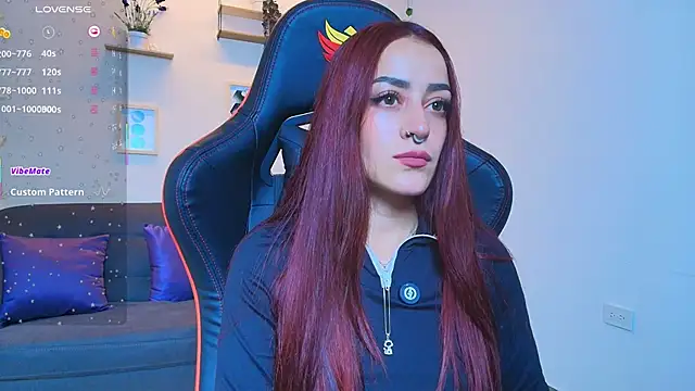 ViolethRosse online show from 12.15.25