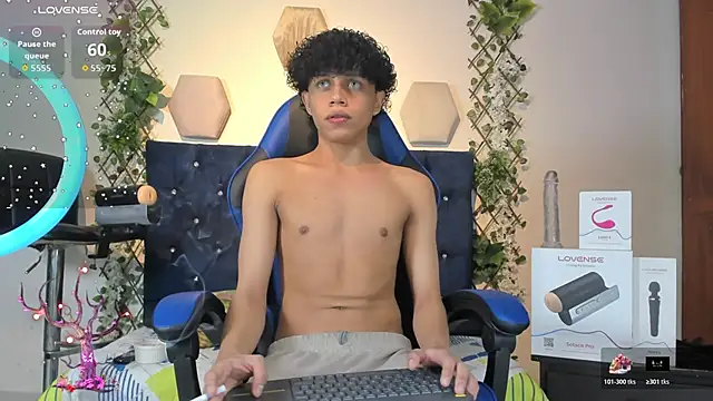  taylor black online show from 11.13.25