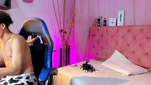  taylor black online show from 03.22.26