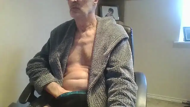 Snapshot of rogpb chatting on 02.05.26 rogpb online show from 02.05.26