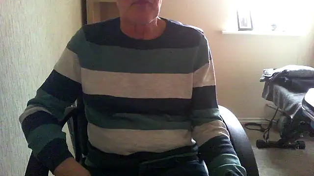 Snapshot of rogpb chatting on 03.01.26 rogpb online show from 03.01.26