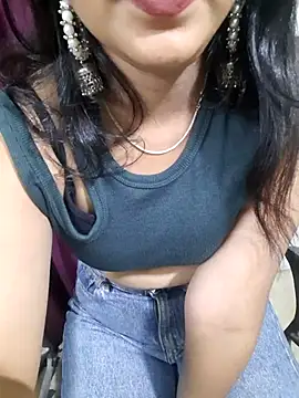 Snapshot of Monalisa670 chatting on 10.11.25 Monalisa670 online show from 10.11.25