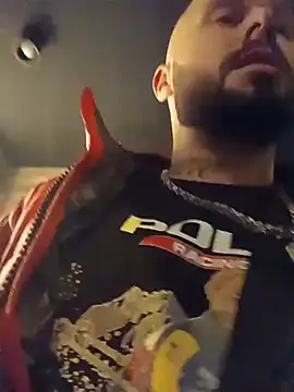 Snapshot of Barber33zk chatting on 01.15.26 Barber33zk online show from 01.15.26