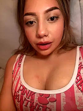 Snapshot of MissCat_ chatting on 10.10.25 MissCat online show from 10.10.25