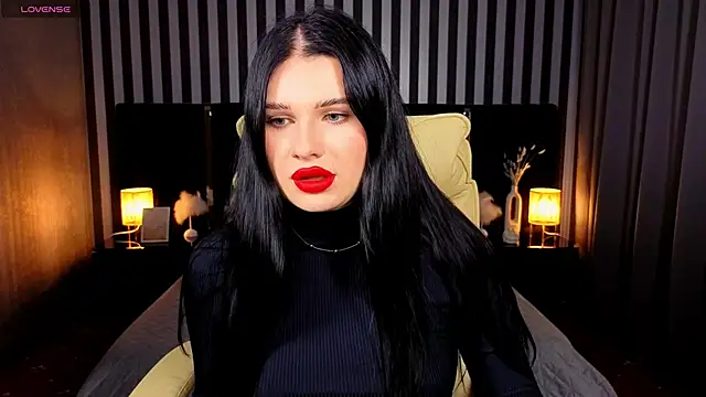 Neyla Charm online show from 11.11.25