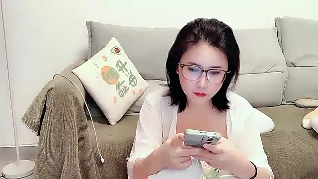 Snapshot of Rileyar1314 chatting on 12.14.25 Rileyar1314 online show from 12.14.25