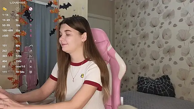 Snapshot of _cute_ice chatting on 10.26.25 cute ice online show from 10.26.25