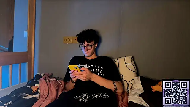 8goat online show from 10.18.25