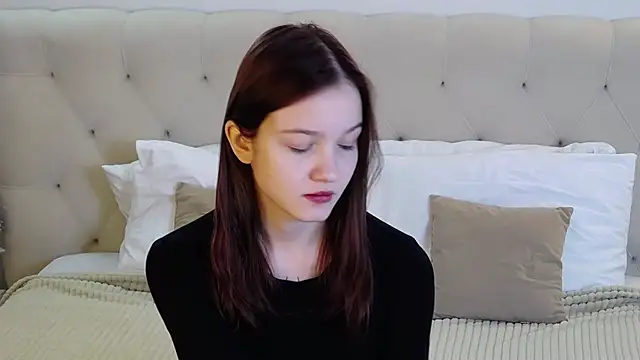 MichelleRoux online show from 11.07.25