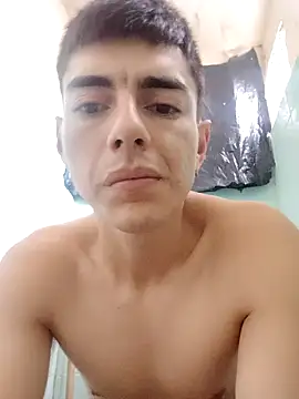 Snapshot of La_Cosita_69 chatting on 10.31.25 La Cosita 69 online show from 10.31.25