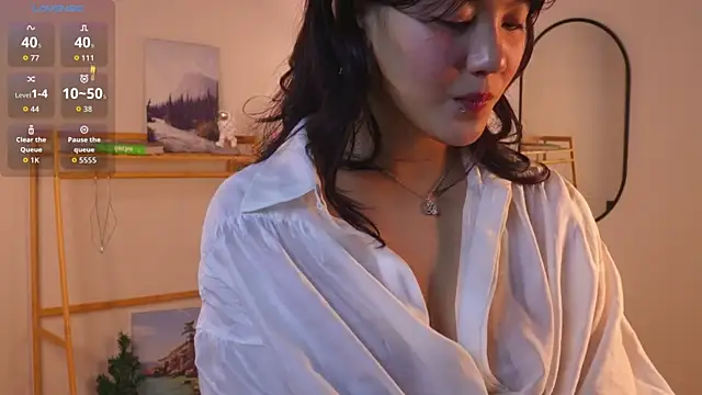 MoiraEger online show from 02.08.26