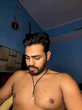 Snapshot of fireboyyyyy chatting on 11.08.25 fireboyyyyy online show from 11.08.25