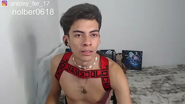 Snapshot of Rimuru17 chatting on 12.05.25 Rimuru17 online show from 12.05.25