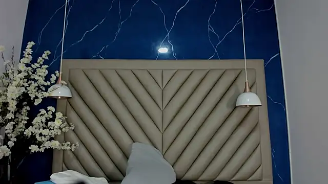 Ibbie drastic online show from 10.17.25