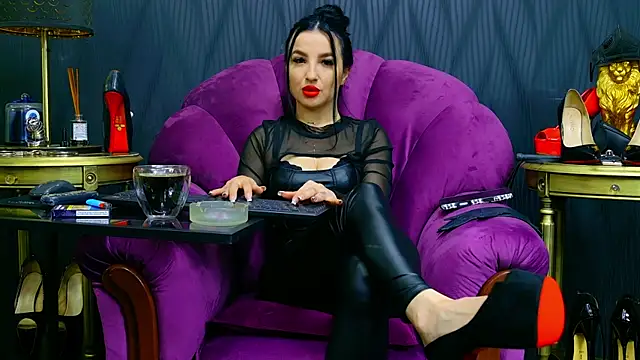 VivianReeve online show from 06.13.26