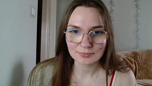 LooveELLYx online show from 03.13.25