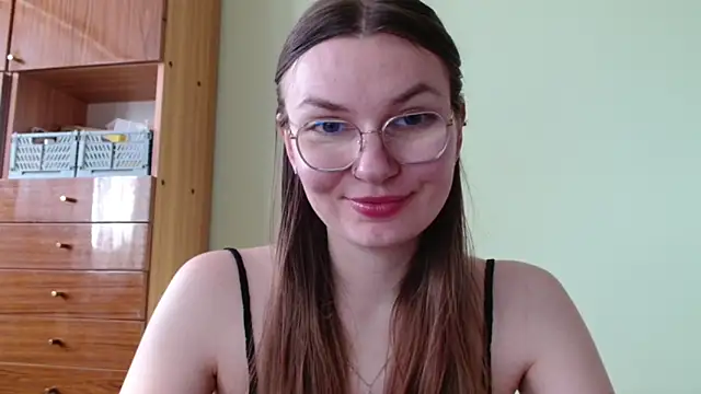 LooveELLYx online show from 03.19.26