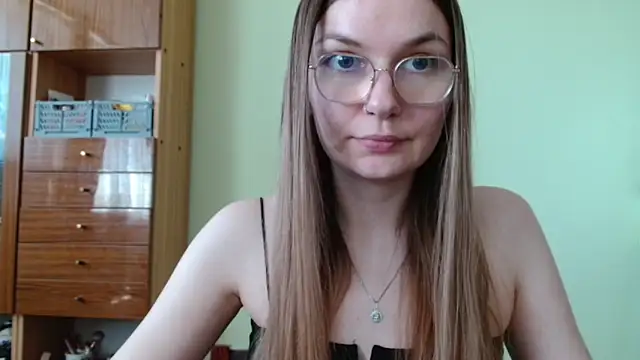 LooveELLYx online show from 05.27.26