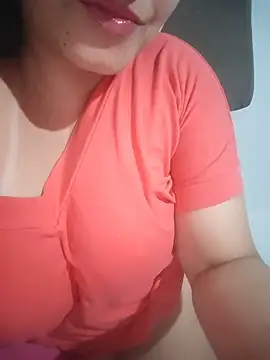 Snapshot of KamylaK chatting on 03.24.26 KamylaK online show from 03.24.26