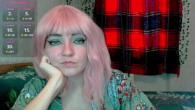 Snapshot of MagicPink chatting on 02.05.26 MagicPink online show from 02.05.26