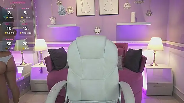 DahliaGrey online show from 10.25.25