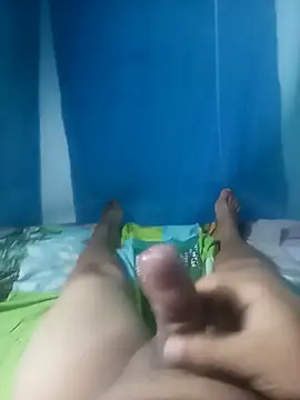 Snapshot of cora08 chatting on 10.31.25 cora08 online show from 10.31.25