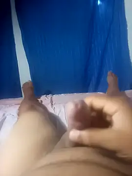 Snapshot of cora08 chatting on 11.23.25 cora08 online show from 11.23.25