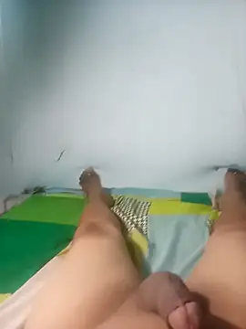 Snapshot of cora08 chatting on 11.29.25 cora08 online show from 11.29.25