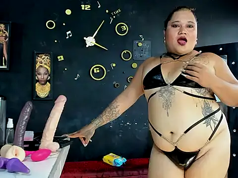 Kat Valen online show from 10.11.25