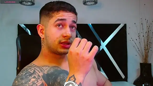 king falconer online show from 11.14.25