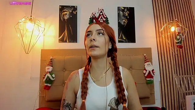 alesziarose online show from 12.15.25