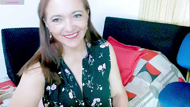 Kendraline1 online show from 04.12.26
