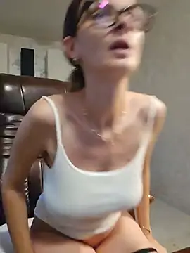 NaughtyWifey1 online show from 07.25.26
