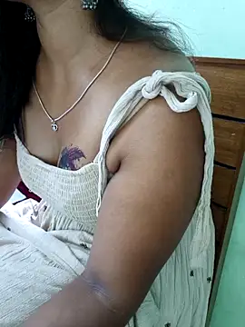 Laxmipriyatamil online show from 04.28.26