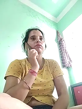 Snapshot of JHILMIL chatting on 09.11.25 JHILMIL online show from 09.11.25