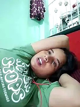 Snapshot of JHILMIL chatting on 09.11.25 JHILMIL online show from 09.11.25