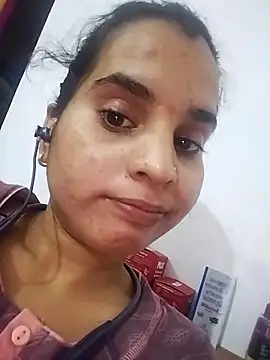 Snapshot of JHILMIL chatting on 10.30.25 JHILMIL online show from 10.30.25