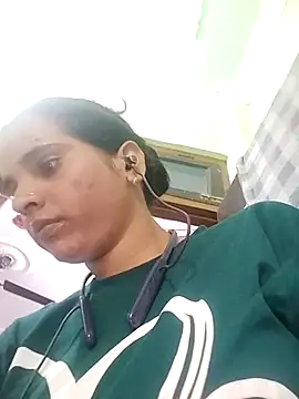 Snapshot of JHILMIL chatting on 11.07.25 JHILMIL online show from 11.07.25