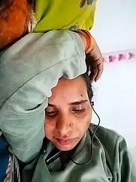 Snapshot of JHILMIL chatting on 11.13.25 JHILMIL online show from 11.13.25