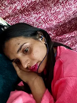 Snapshot of JHILMIL chatting on 11.27.25 JHILMIL online show from 11.27.25