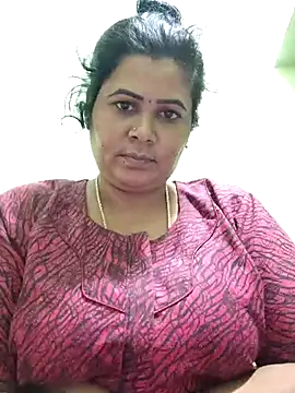 Snapshot of tamilaruvi chatting on 02.06.26 tamilaruvi online show from 02.06.26