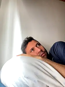 Michaell Spinelly online show from 09.23.25