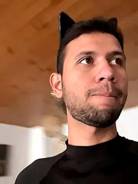 Michaell Spinelly online show from 10.31.25