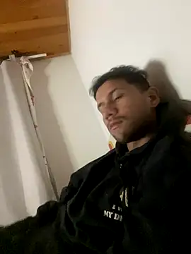 Michaell Spinelly online show from 11.29.25